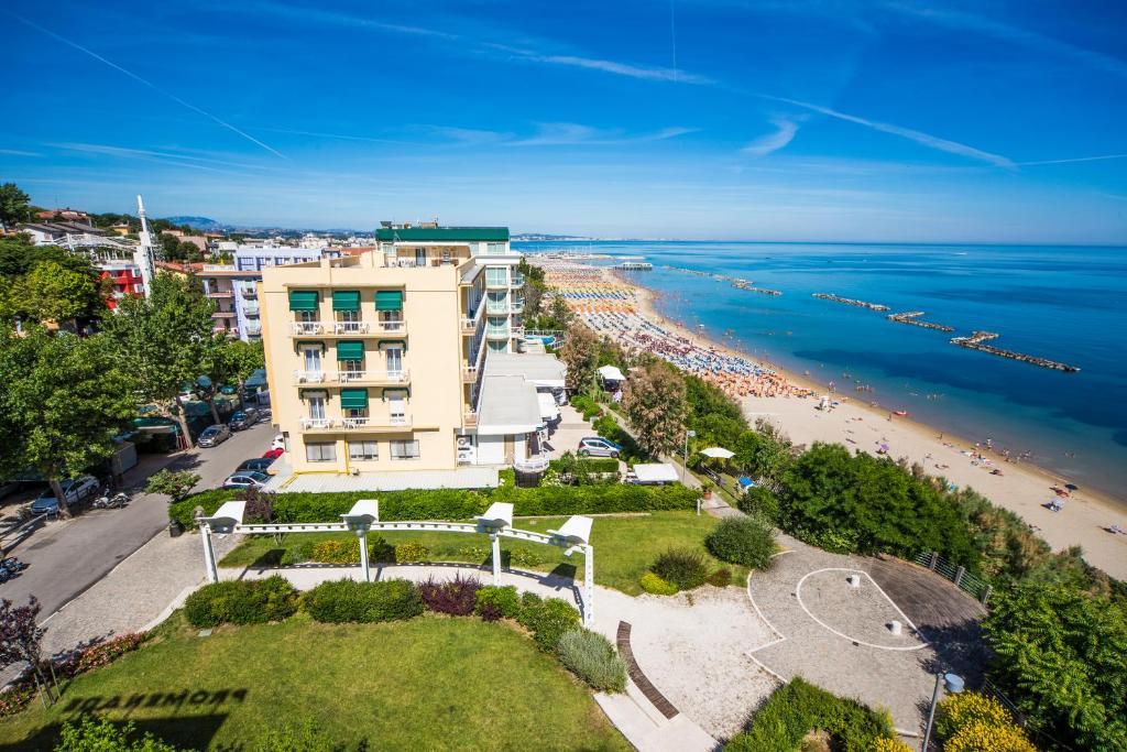 Hotel Adler Gabicce Mare Exterior foto