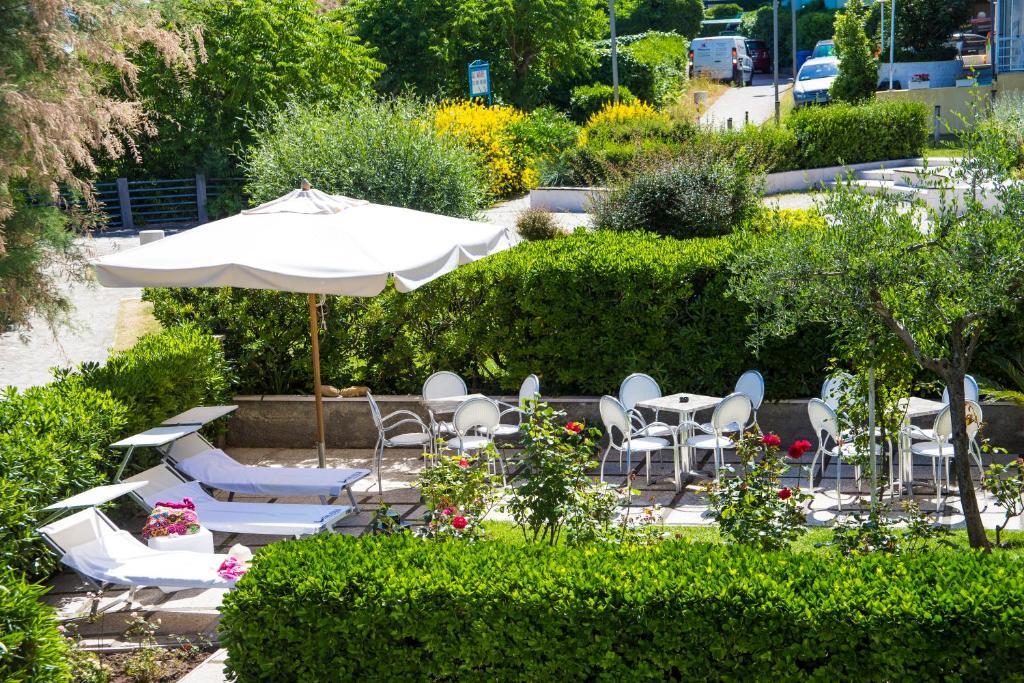 Hotel Adler Gabicce Mare Exterior foto